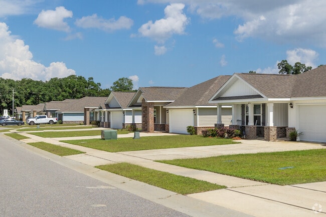 Live life to the fullest in Plantation, where southern hospitality meets contemporary living.