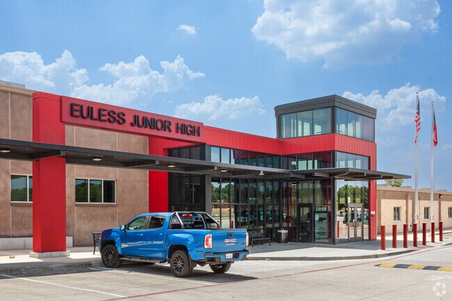 Euless J High School provides education to teens in the neighborhood of Euless.