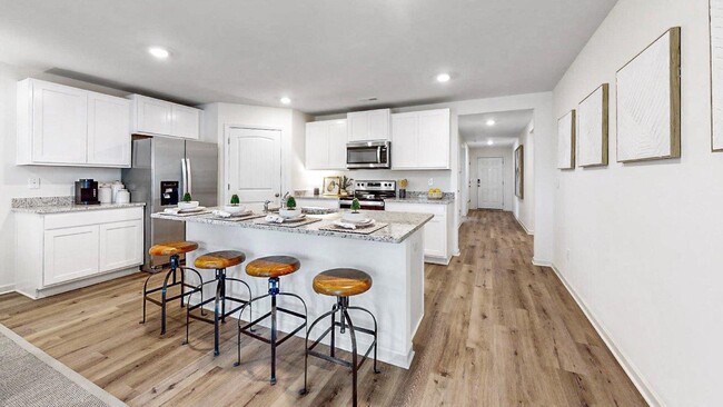 381 Koslin Loop, Calera, AL 35040 - photo 7