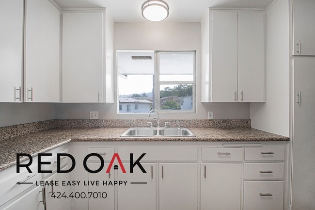 4505 Santa Rosalia Dr unit 12, Los Angeles, CA 90008 - photo 7