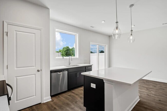 2206 Melk Ln, Columbia, TN 38401 - photo 4