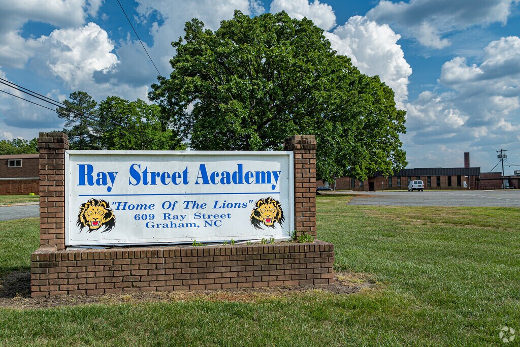 Ray Street Academy is an alternative school serving Alamance County grade 6-12 students.