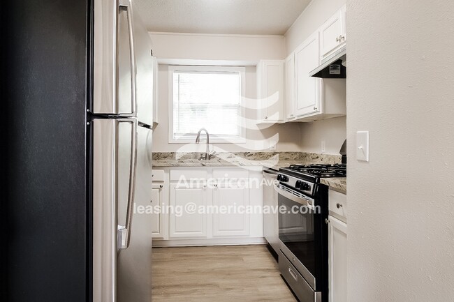 147 W 49th Place N, Tulsa, OK 74126 - photo 6