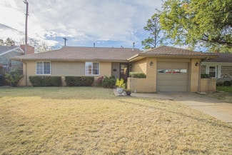 2316 Barclay Rd, The Village, OK 73120