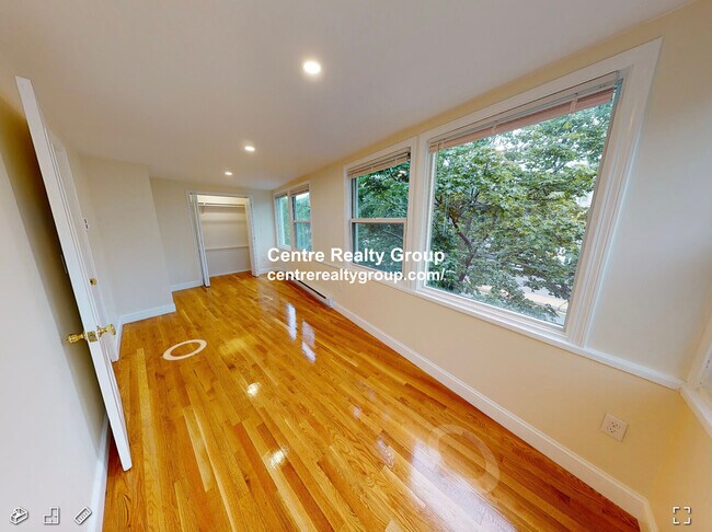 2572 Massachusetts Ave unit 1, Cambridge, MA 02140 - photo 4