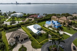 12630 Panasoffkee Dr, North Fort Myers, FL 33903