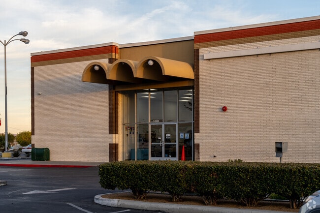 Courses in Reading, Writing, and Literature are available at Mojave River Academy Route 66.