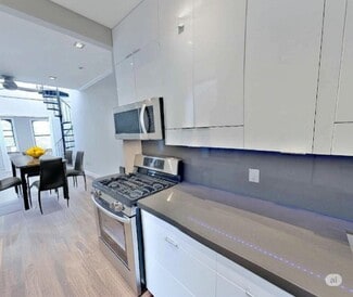 321 E 10th St Unit 5W, New York, NY 10009