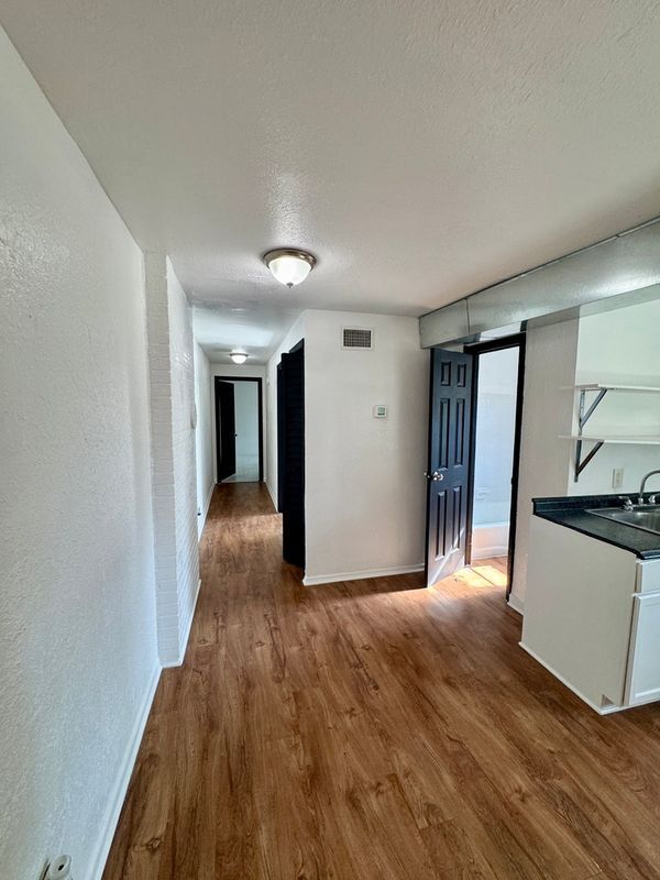 929 W 27th St, Jacksonville, FL 32209 - photo 3