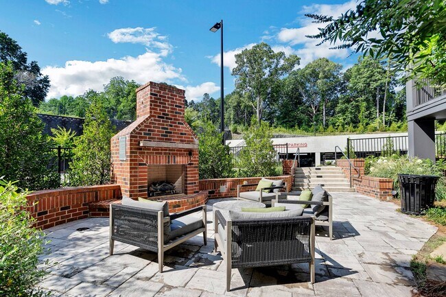 Skye Suwanee Town Center, Suwanee, GA 30024 - photo 4