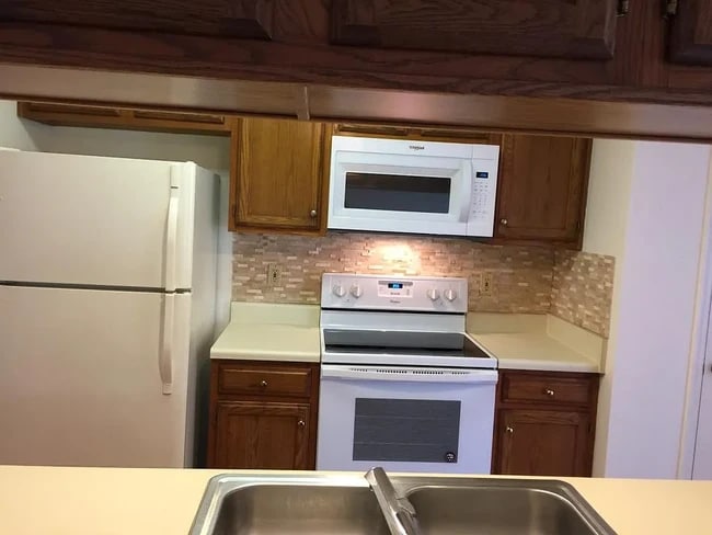 615 Himes Ave unit 107, Frederick, MD 21703 - photo 2