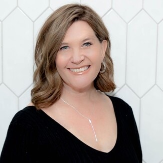 Shelly Marnock