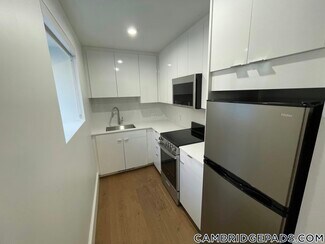 1200 Massachusetts Ave Unit B3, Cambridge, MA 02138