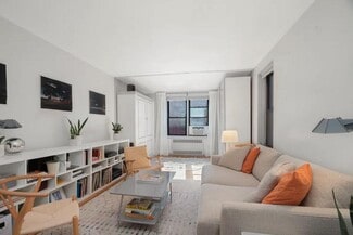 54 E 8th St Unit 7P, New York, NY 10003