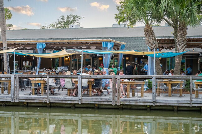 Enjoy waterfront dining at one of the many restaurants in Shipyard.