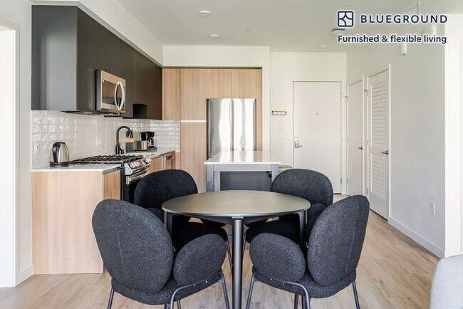 1200 Rickabaugh Way unit FL5-ID1882, Santa Clara, CA 95050 - photo 6