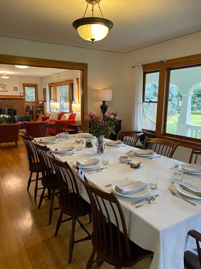 1373 Barker Rd, Hood River, OR 97031 - photo 6