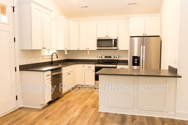 905 W 39th St unit B, Chattanooga, TN 37410 - photo 4