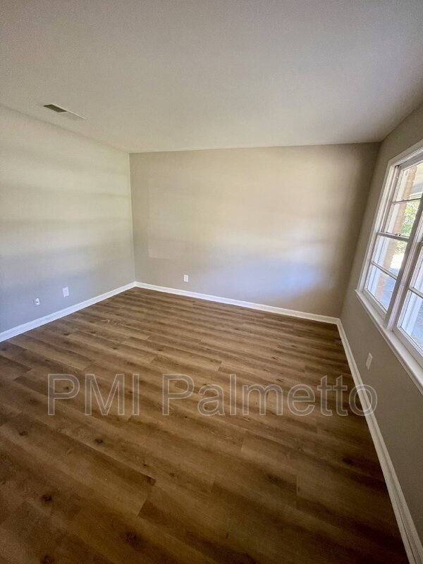 3730 Hickory St, Columbia, SC 29205 - photo 4