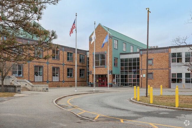 Children in Eastern Methuen can attend Comprehensive Grammer School, serving grades pre-k-8.