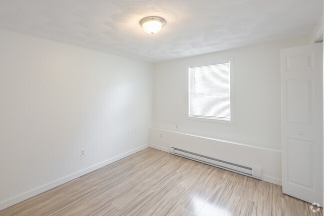 855 Providence St, West Warwick, RI 02893 - photo 6