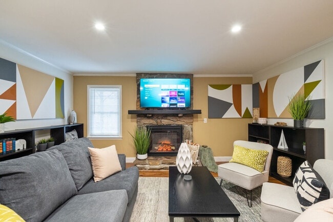 306 Jason Ct unit ID1234831P, Woodstock, GA 30188 - photo 7