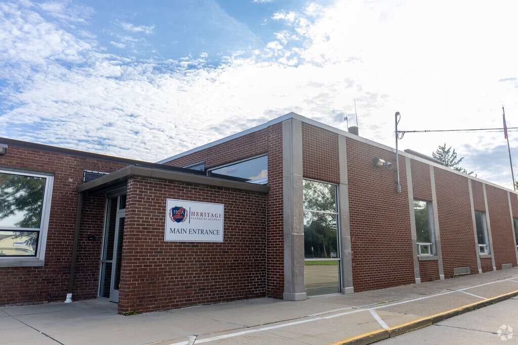 Heritage Classical Academy - Peninsula provides education in 
Outer North Summit County