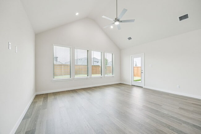 601 Marigold Hill Way, McKinney, TX 75071 - photo 7