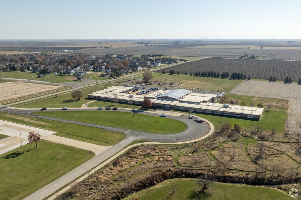 Dwight Common School is a great starting point for youth education in Dwight.