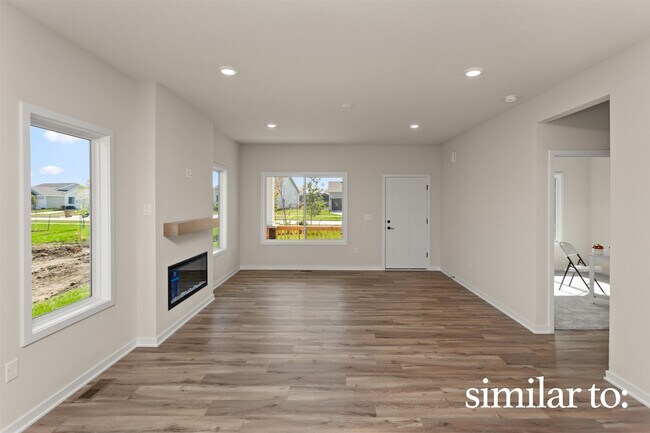 9740 Regatta Ln, Johnston, IA 50131 - photo 3