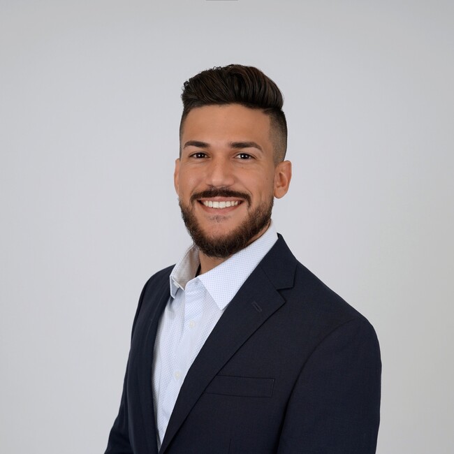 Agent Photo