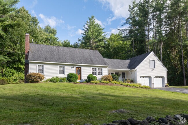 Homes sit on larger sun soaked lots throughout the Contoocook neighborhood.