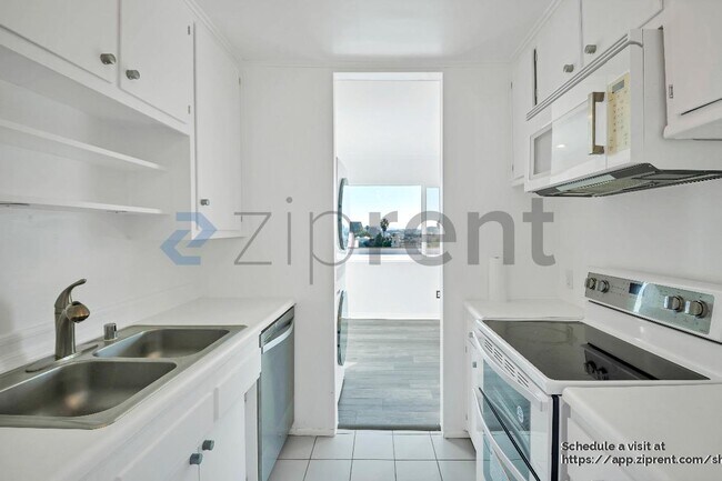 960 Larrabee St, West Hollywood, CA 90069 - photo 7