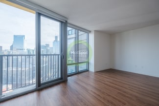 424 W Grand Ave, Chicago, IL 60654