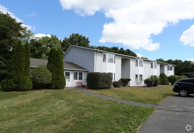 Johnny Appleseed Apartments, Ellington, CT 06029 - photo 6