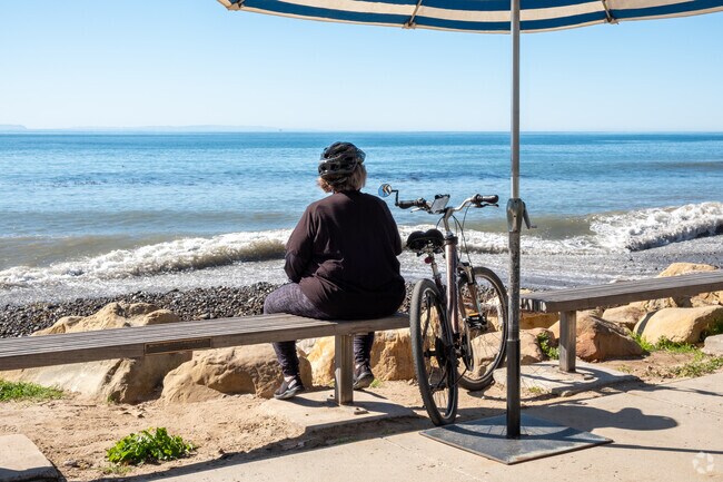 you can ride your bike to the beach in Alta Mesa.