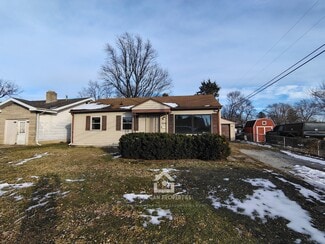 2608 Crystal St, Anderson, IN 46012