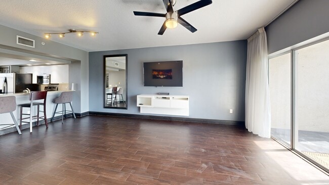 Country Club Condominiums unit 2405, Largo, FL 33771 - photo 3