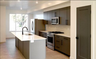 2061 S Main St, Bountiful, UT 84010