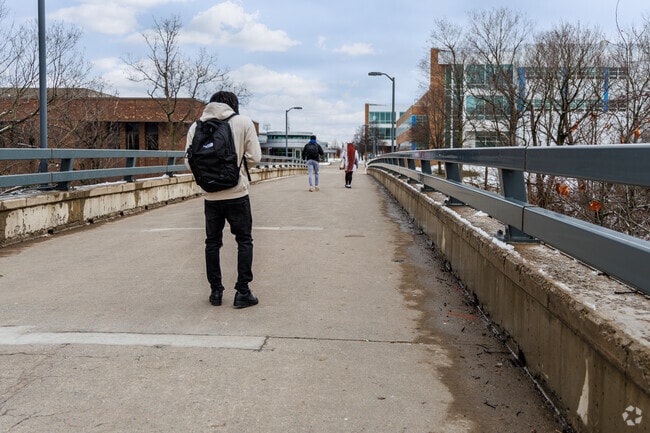 Onondaga Community College offers dual-enrollment classes to teens from Near Westside schools.