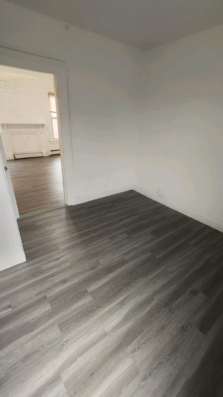 118 Babcock St unit 3rd Floor, Hartford, CT 06106 - photo 3