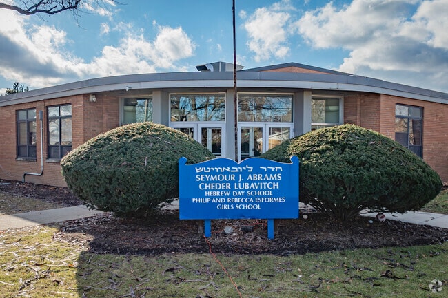 Cheder Lubavitch Hebrew Day School