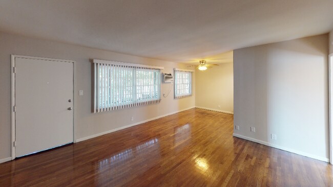 11520 Cumpston St unit 7, Los Angeles, CA 91601 - photo 5