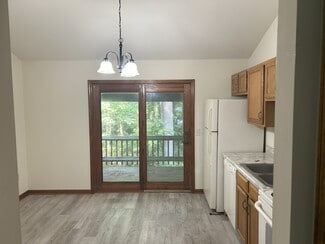 3011 Lone Pine Rd Unit D, Schenectady, NY 12303