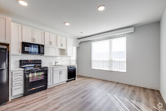 1930 Hennepin Ave S, Minneapolis, MN 55403