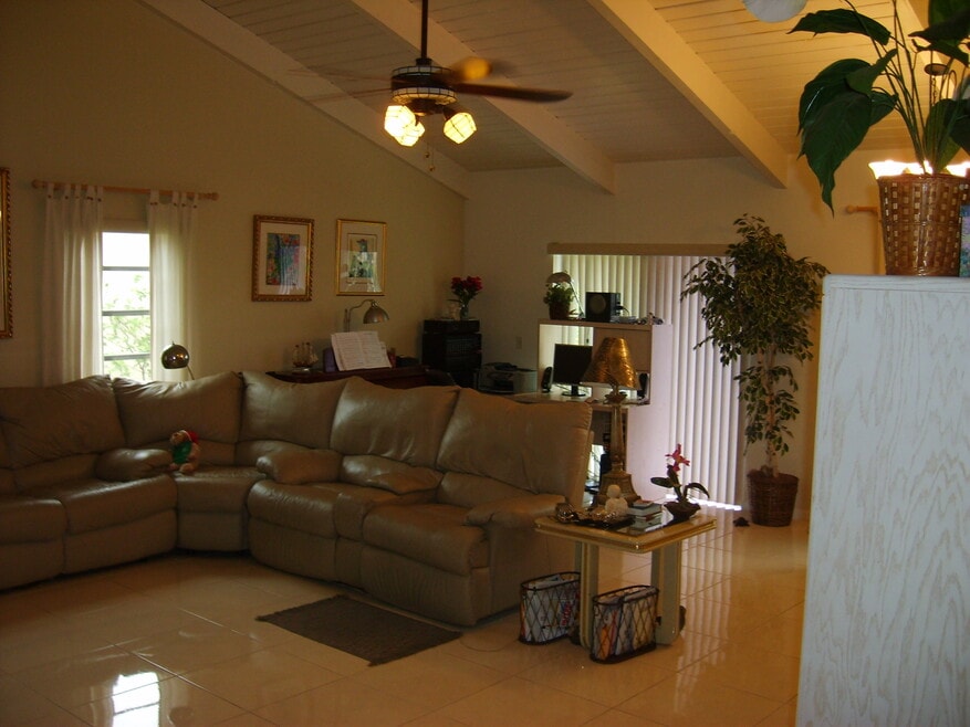 5925 Longbow Ln unit Sherwood Village, West Palm Beach, FL 33415 - photo 1