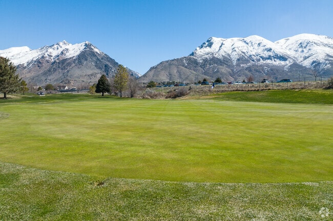 Gather some friends and play a friendly game of golf at the Alpine Country Club in Highland.