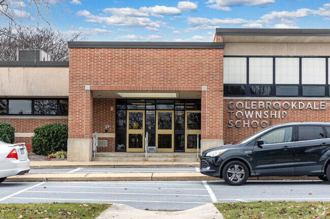 Colebrookdale Elementary School has students in grades K-5th.
