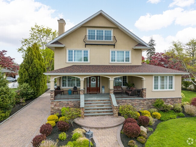 Beautiful larger homes in Brightwaters carry big price tags.