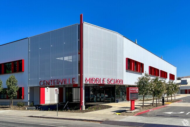 Centerville Middle School is a great public school option in Brookvale.